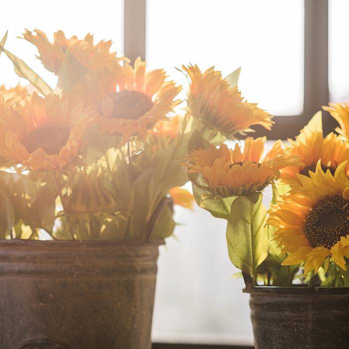 Tournesol Artificiel en Soie – La Touche de Soleil Qui Sublime Votre Décoration !